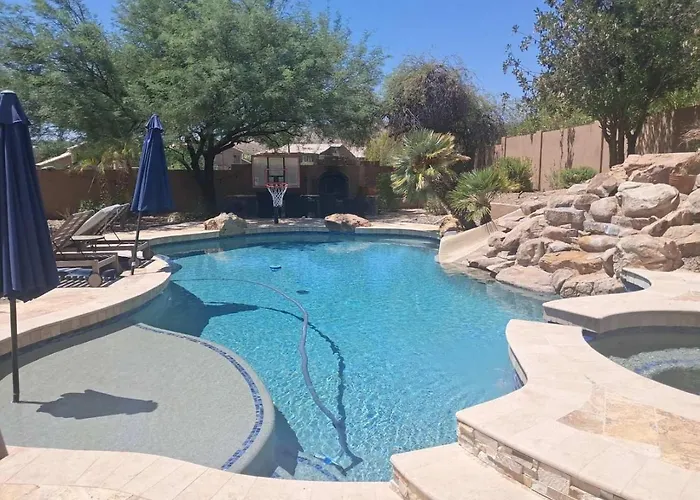 Desert Paradise Pool Pickleball Putt Phoenix